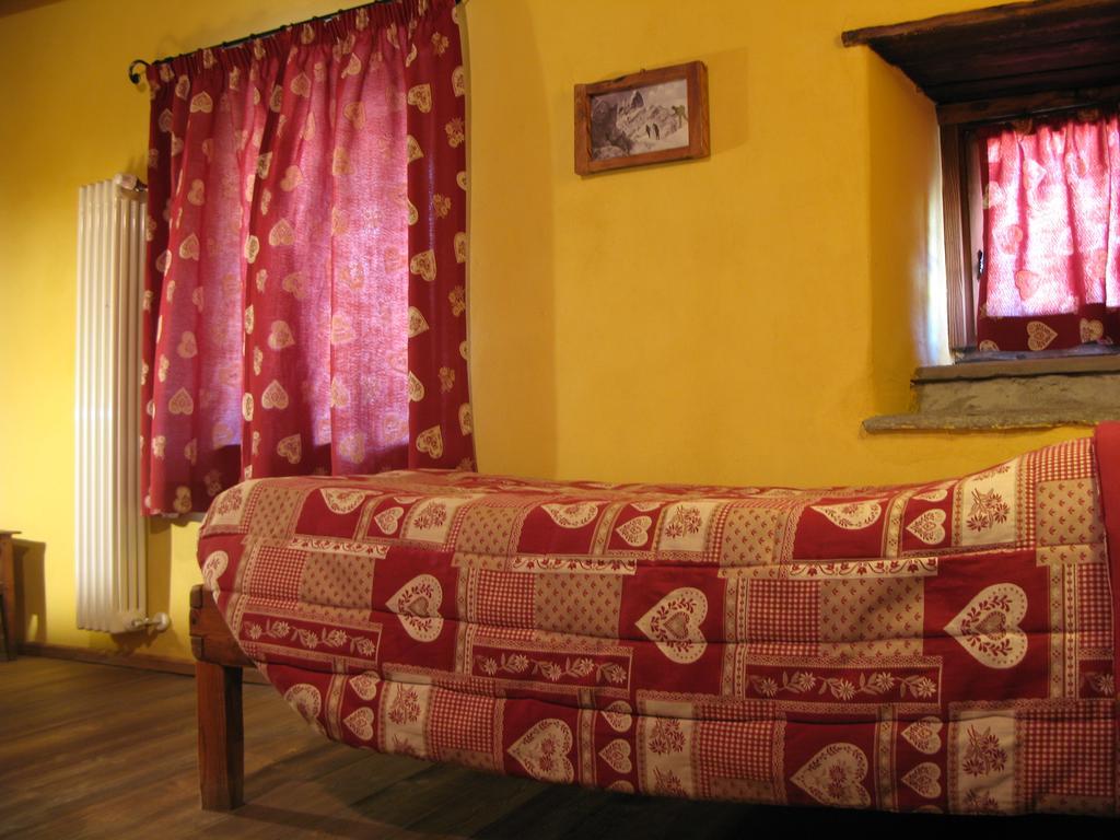 Agriturismo Barba Gust Cesana Torinese Exterior photo