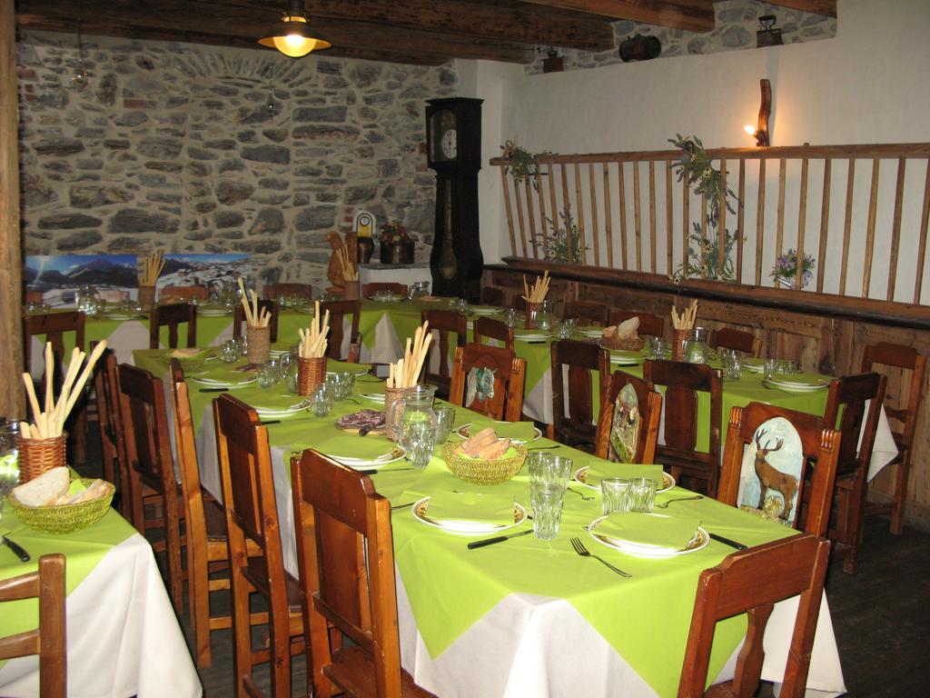 Agriturismo Barba Gust Cesana Torinese Exterior photo