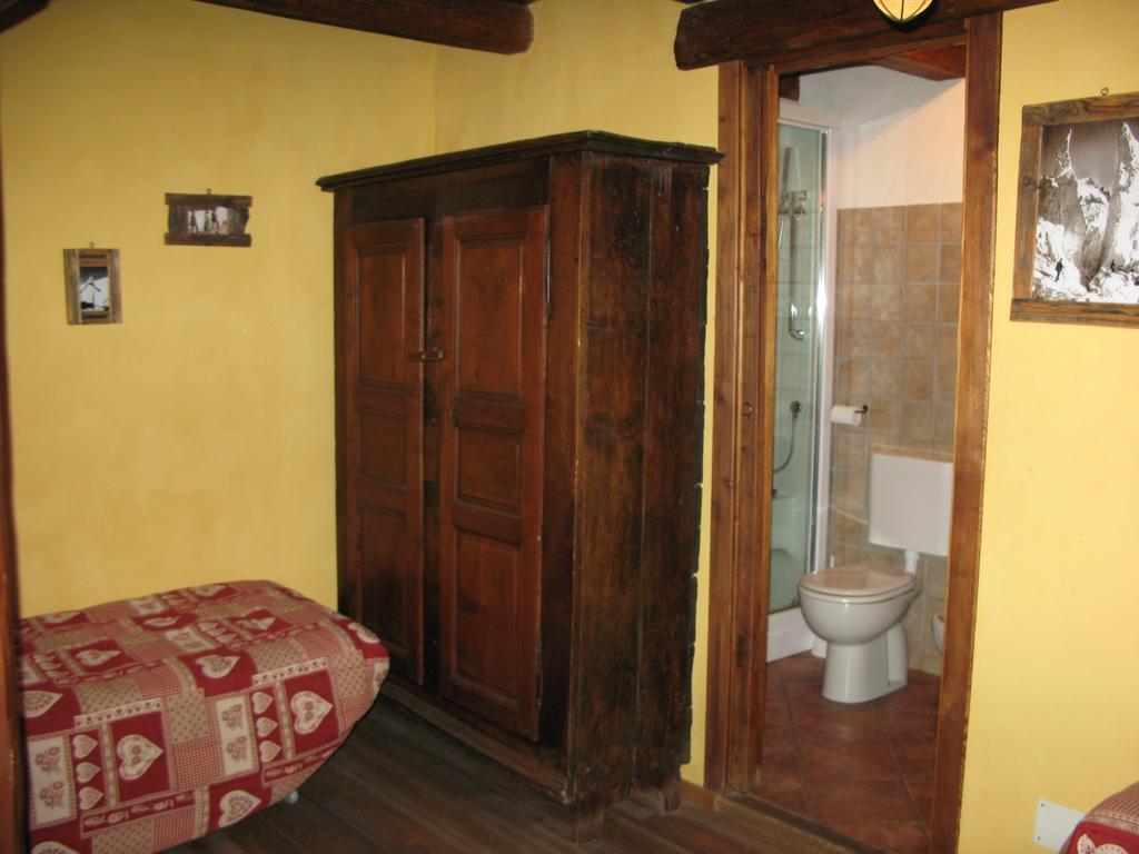 Agriturismo Barba Gust Cesana Torinese Exterior photo