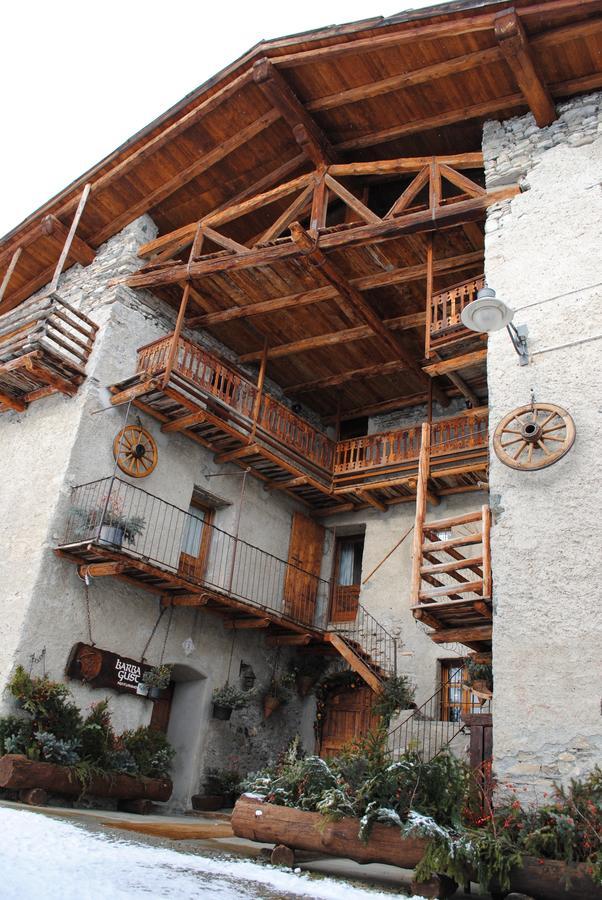 Agriturismo Barba Gust Cesana Torinese Exterior photo